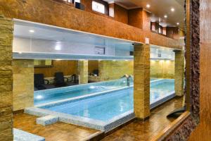 Bazén v ubytování Premier Prezident Garni Hotel and Spa nebo v jeho okolí
