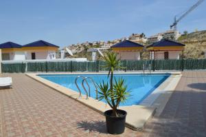 Bazén v ubytování Casa Marquesa Santa Barbara nebo v jeho okolí