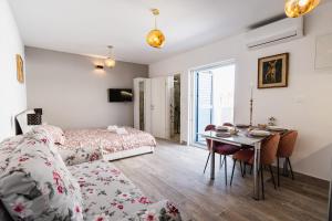 Postel nebo postele na pokoji v ubytování Sole & Amore - Primosten