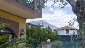Nespecifikovaný výhled na hory nebo výhled na hory při pohledu z bed and breakfast