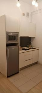 O bucătărie sau chicinetă la 3Rooms 2BR SUNWAY NEXIS KOTA DAMANSARA