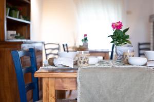 A seating area at Acqua di Civita Beauty & Rooms in Mercatello