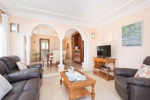 Et tv og/eller underholdning på Villa Yolanda - Cala'n Porter