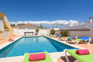 Swimmingpoolen hos eller tæt på Villa Yolanda - Cala'n Porter