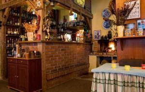 Lounge alebo bar v ubytovaní Hotel Hromovka
