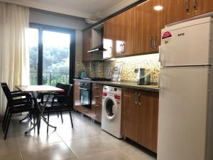 Kjøkken eller kjøkkenkrok på Nurhal Apart