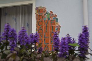 A garden outside Locanda Villa Fiori