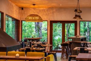 Restaurace v ubytování Rakau Lodge + 17 fotografií