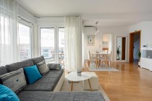 Posedenie v ubytovaní Apartman Aqua