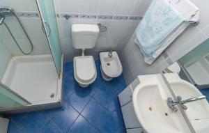 Ein Badezimmer in der Unterkunft Apartments Vukelic