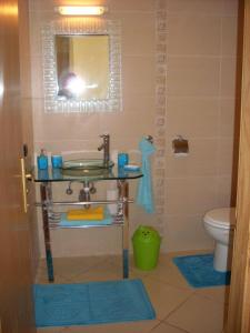 A bathroom at Asilah Marina Golf