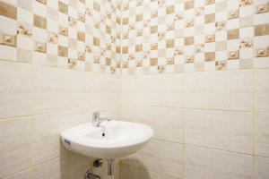 Phòng tắm tại RedDoorz Plus near Jogja City Mall 5 +10 ảnh