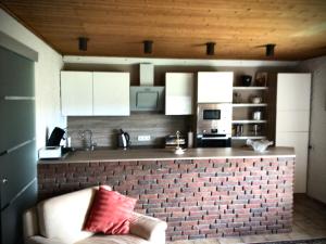 Kuchyň nebo kuchyňský kout v ubytování Ferienwohnung Höhenweg 25