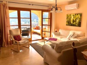 Posezení v ubytování Hartmut Friedrich Apartment Port de Soller