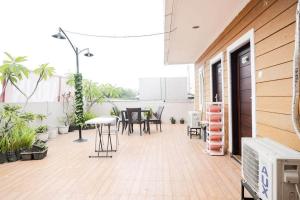 Balkón nebo terasa v ubytování RedDoorz Plus @ Simpang USU Medan
