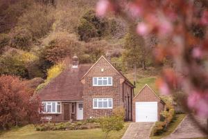 Gallery image of Green Pastures cottage in South Downs in Eastdean