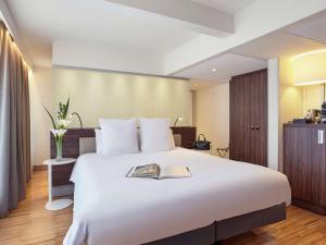 Gallery image of Mercure Paris Arc de Triomphe Etoile in Paris