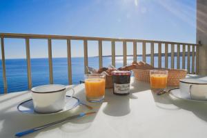 Ein Balkon oder eine Terrasse in der Unterkunft Palm Beach Amazing view