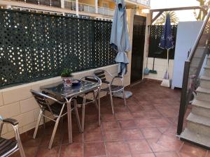 Balkon lub taras w obiekcie Apartamento junto al mar Los Marineros con acceso independiente por terraza
