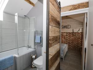 Gallery image of Freds Shed in Hereford
