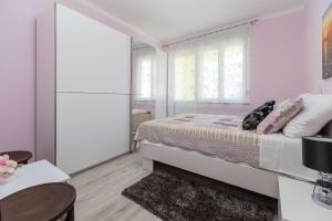 Postel nebo postele na pokoji v ubytování ANVEDOR + 37 fotografií