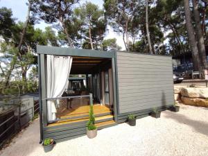 Fotografia z galérie ubytovania Mobile Home Leggiero 156 - Porton Nature Hideouts v Rovinj