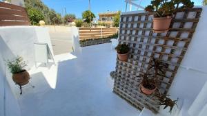 Gallery image of Koukounari 2 Rooms in Skala +16 photos