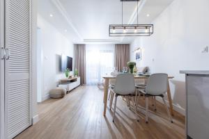 Posezení v ubytování Apartament NATURAL 1 Gardenia Dziwnów z widokiem na morze EPapartamenty