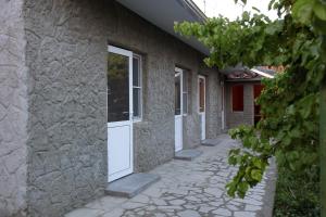Gallery image of Vanand Guest House in Gyumri