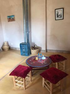 Posezení v ubytování Kasbah Timdaf