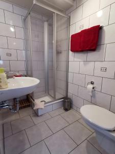 Koupelna v ubytování Hotel Garni Eckschänke
