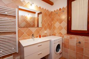 Phòng tắm tại Appartamento Sole Mare Citai