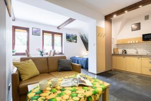 Kuchyňa alebo kuchynka v ubytovaní Dolina Resort Zakopane