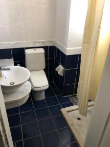 A bathroom at Delta Sharm 205