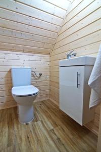 Een badkamer bij Sosnowe Wzgórze