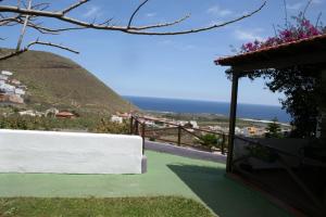 a view of the ocean from a house at Finca-Las Mariposas 2 in Las Canteras +52 photos