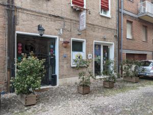 The building in which a panziókat is located