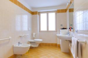 Ένα μπάνιο στο Agritur Belsogno B&B +45 φωτογραφίες