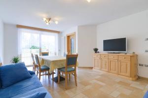 Μια τηλεόραση ή/και κέντρο ψυχαγωγίας στο Agritur Belsogno B&B