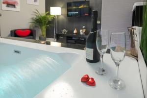 Suite Catania Lungomare italokat is kínál