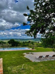 Bazén v ubytování LaChiusa Tuscany nebo v jeho okolí