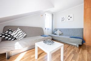 Część wypoczynkowa w obiekcie Apartamenty Plazowa