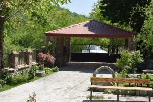 O grădină în afara Guest House Ilto