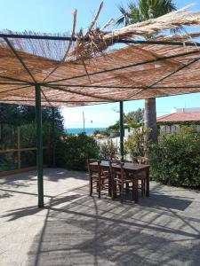 Photo de la galerie de l'établissement Atheneon Rhodes, à Theologos