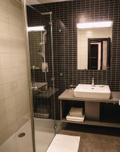 Een badkamer bij Hotel Jarun