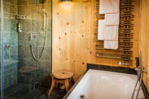 Koupelna v ubytování HochLeger - Chalet Refugium am Berg