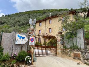 Nespecifikovaný výhled na hory nebo výhled na hory při pohledu z bed and breakfast