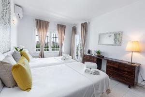 Zdjęcie z galerii obiektu MONKÓ VILLA MIERES w mieście Torremolinos