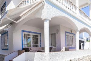 Zdjęcie z galerii obiektu MONKÓ VILLA MIERES w mieście Torremolinos