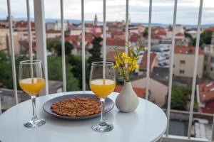 Nápoje v ubytovaní Luxury apartment Ivari